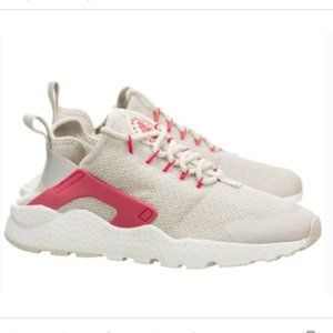 Nike Women’s Air Huarache Run Ultra SE Light Orewood Brown/ Siren Red 819151-105